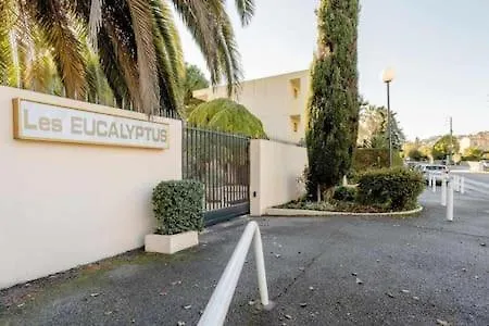 Spacieux 2pièces à5min De Plages *