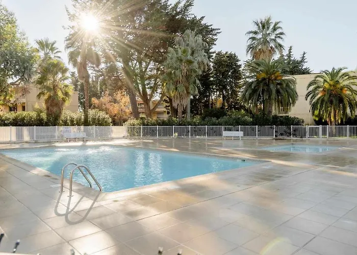 Apartment Hello Cote D'azur - Spacieux 2pieces A5min De Plages Antibes